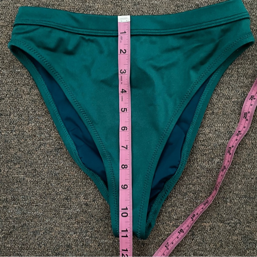 Ris-K Bikini - Emerald, Top - Medium, Bottom - Medium - Picture 13 of 15